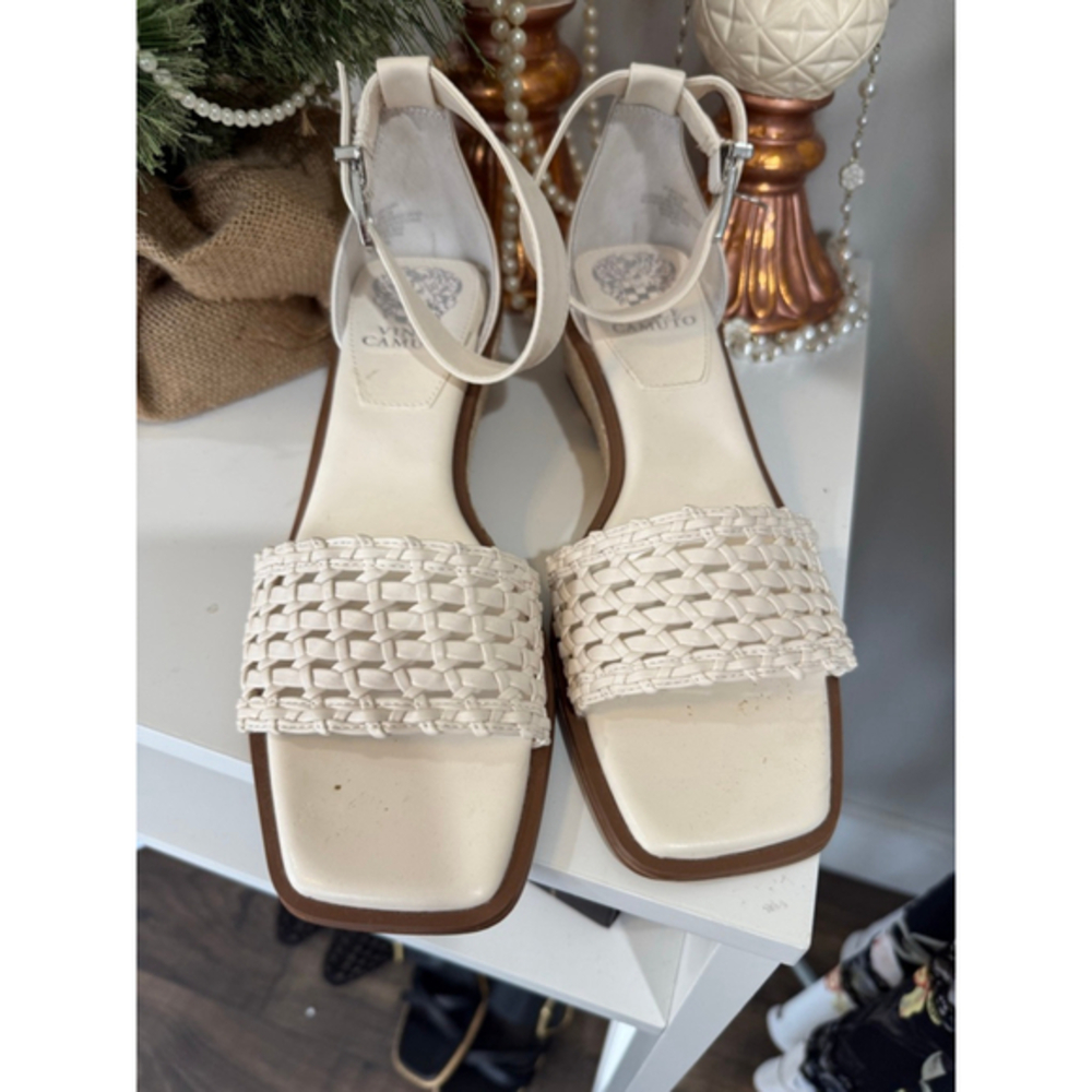 Vince Camuto Sandals Espadrille Wedge White 8